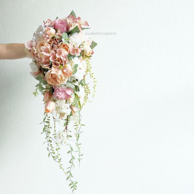 Bouquet by Yulika Florist & Decor - 005 Bouquet by Yulika Florist & Decor - 005