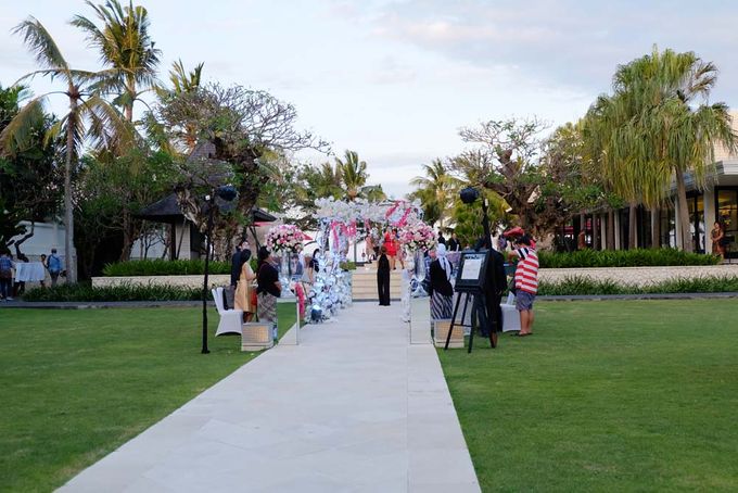 Wedding Dinner Edward & Noviana by The Royal Santrian Luxury Beach Villa - 001