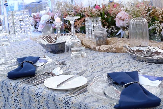 Wedding Dinner Edward & Noviana by The Royal Santrian Luxury Beach Villa - 016 Wedding Dinner Edward & Noviana by The Royal Santrian Luxury Beach Villa - 016