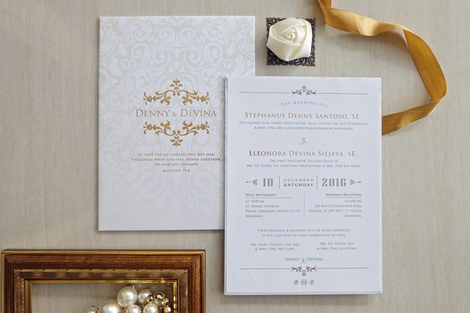 Denny & Devina Wedding Invitation by La Voilla Invitation - 001