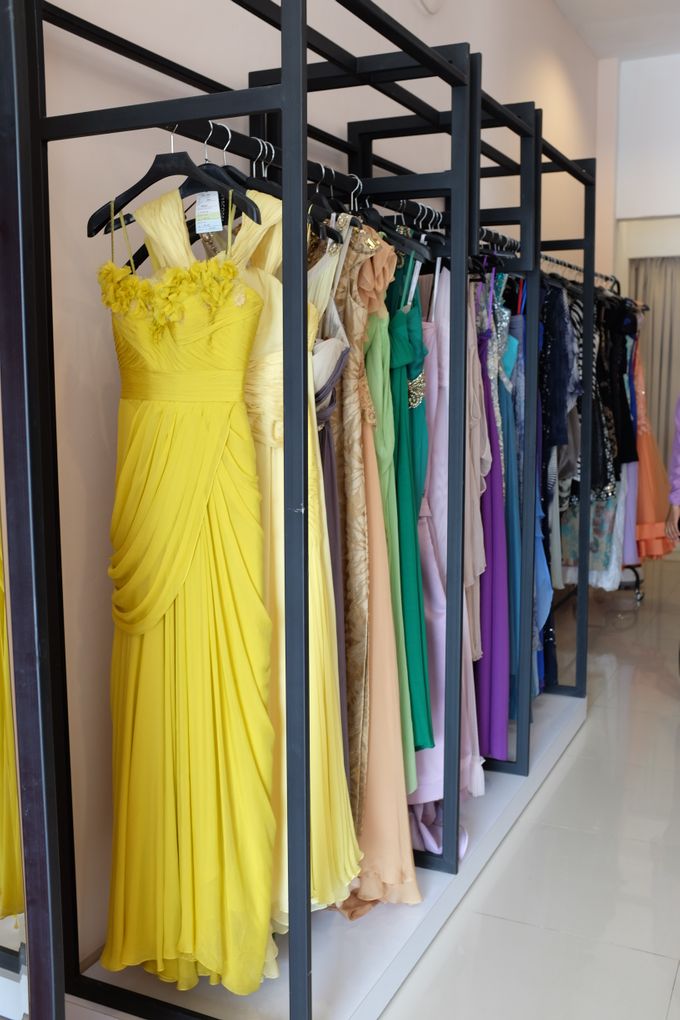 OUR SHOWROOM (PONDOK INDAH & KEDOYA) by The Dresscodes Bridal - 011 OUR SHOWROOM (PONDOK INDAH & KEDOYA) by The Dresscodes Bridal - 011