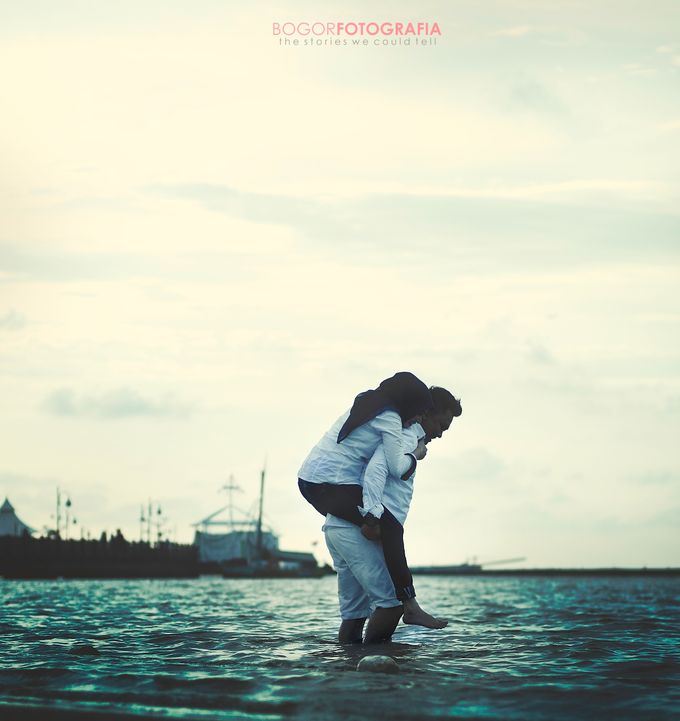 Wardah & Ardi Prewedding by Pohatji Fotografia - 007 Wardah & Ardi Prewedding by Pohatji Fotografia - 007