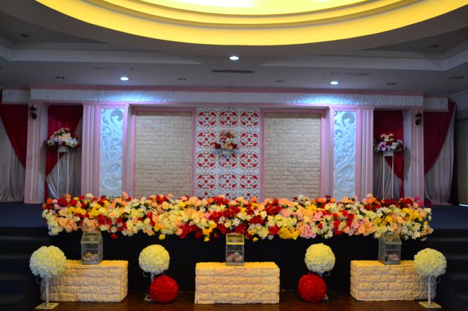 Ming Palace Ballroom at New metro Hotel Semarang by Merlynn Park Hotel - 002 Ming Palace Ballroom at New metro Hotel Semarang by Merlynn Park Hotel - 002