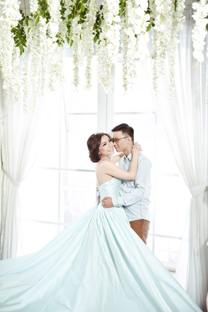 SWEET ESCAPE by YOHANNES BRIDAL - 003