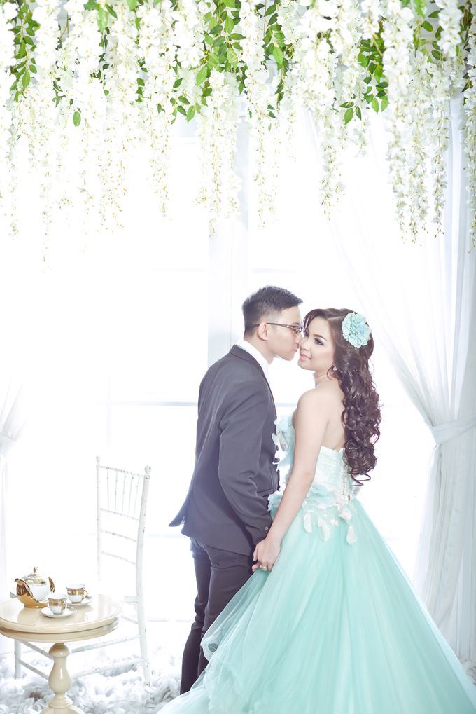 SWEET ESCAPE by YOHANNES BRIDAL - 007