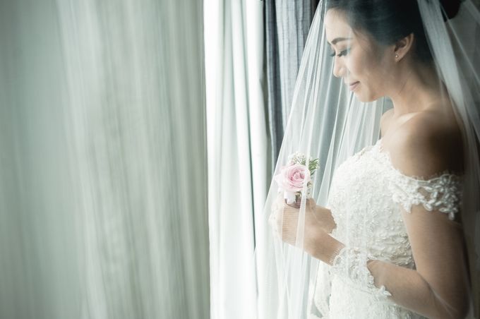 Alvin & Ria Wedding Day by Theiya Makeup Artistry - 006