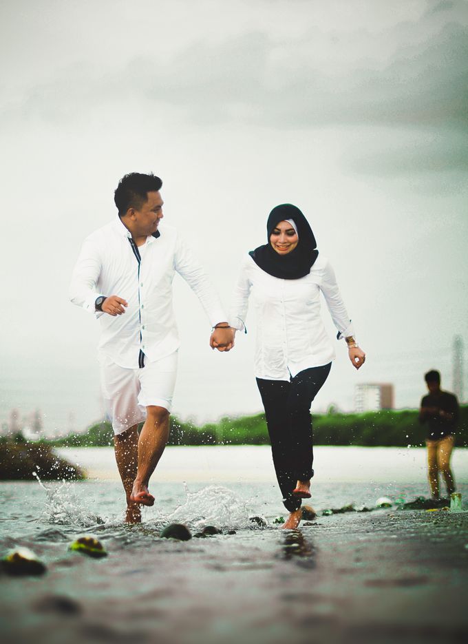 Wardah & Ardi Prewedding by Pohatji Fotografia - 005 Wardah & Ardi Prewedding by Pohatji Fotografia - 005