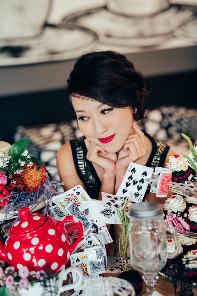 Madhatter's Party Themed Shoot x Melissa Koh by Ever & Blue Floral Design - 014 Madhatter's Party Themed Shoot x Melissa Koh by Ever & Blue Floral Design - 014