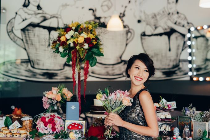 Madhatter's Party Themed Shoot x Melissa Koh by Ever & Blue Floral Design - 017 Madhatter's Party Themed Shoot x Melissa Koh by Ever & Blue Floral Design - 017