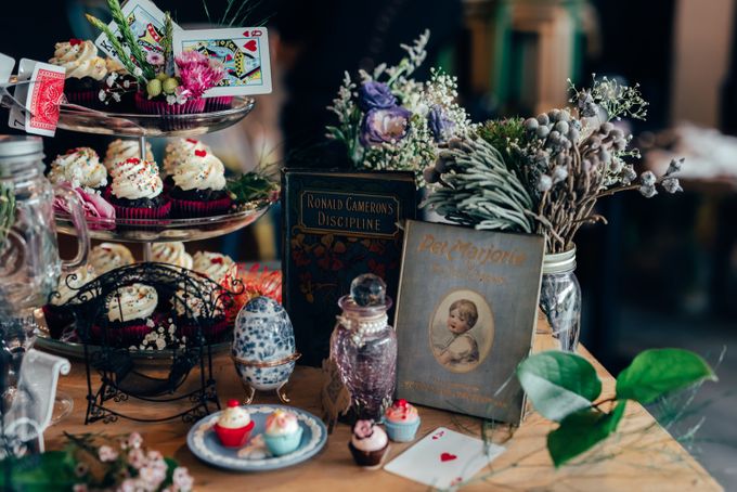 Madhatter's Party Themed Shoot x Melissa Koh by Ever & Blue Floral Design - 034 Madhatter's Party Themed Shoot x Melissa Koh by Ever & Blue Floral Design - 034
