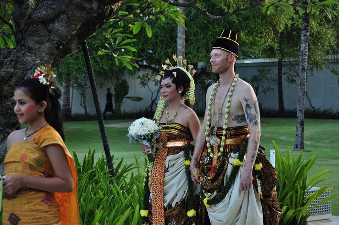 Wedding & Dinner of Dwinisa & Nathan by The Royal Santrian Luxury Beach Villa - 007