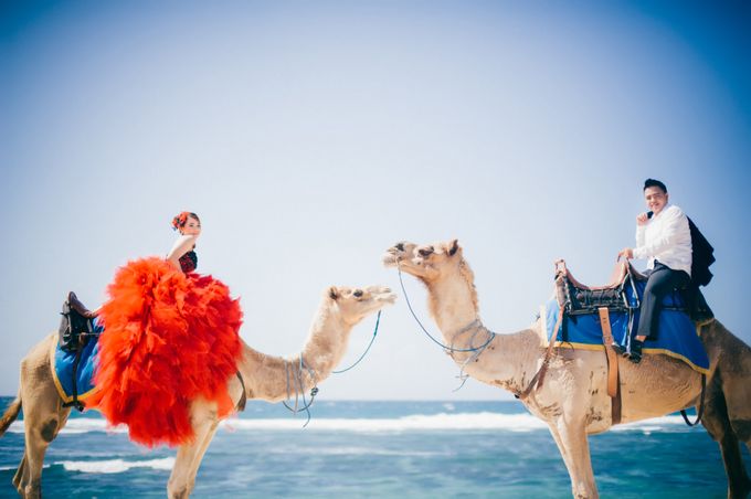 Love in Bali Camel by Mariyasa - 013