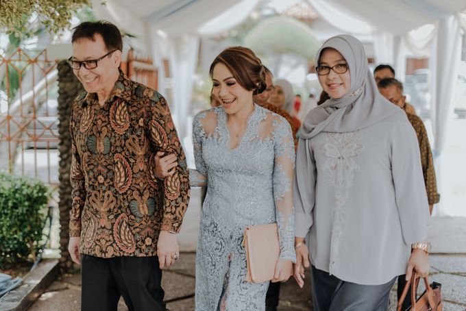 Engagement of Dimas & Fathya by Kimi and Smith Pictures - 001