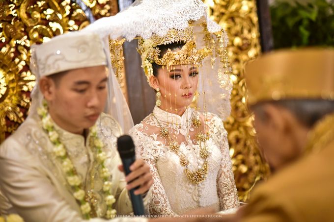 Emma + Bagus Wedding by Thepotomoto Photography - 010 Emma + Bagus Wedding by Thepotomoto Photography - 010