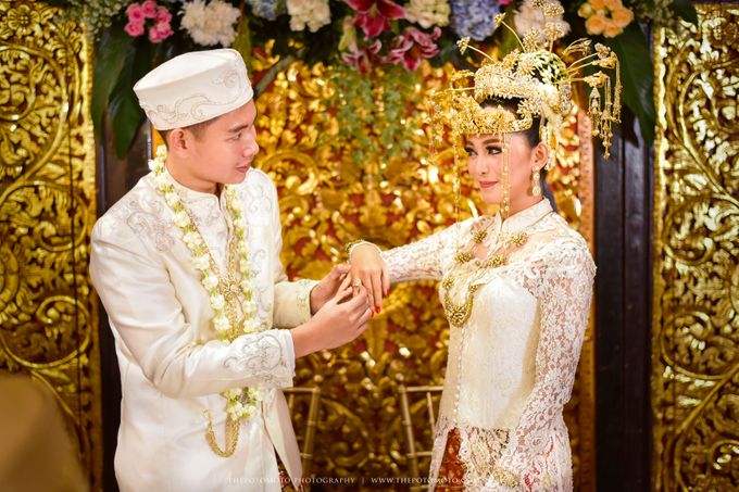 Emma + Bagus Wedding by Thepotomoto Photography - 011 Emma + Bagus Wedding by Thepotomoto Photography - 011
