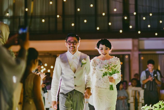 Ayu Hastari & Ryoichi Hutomo Wedding Day by Thepotomoto Photography - 031 Ayu Hastari & Ryoichi Hutomo Wedding Day by Thepotomoto Photography - 031
