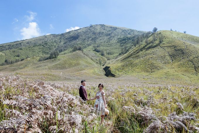 The Prewedding of Edward and Tressy - Bromo by Lighthouse Photography - 006 The Prewedding of Edward and Tressy - Bromo by Lighthouse Photography - 006