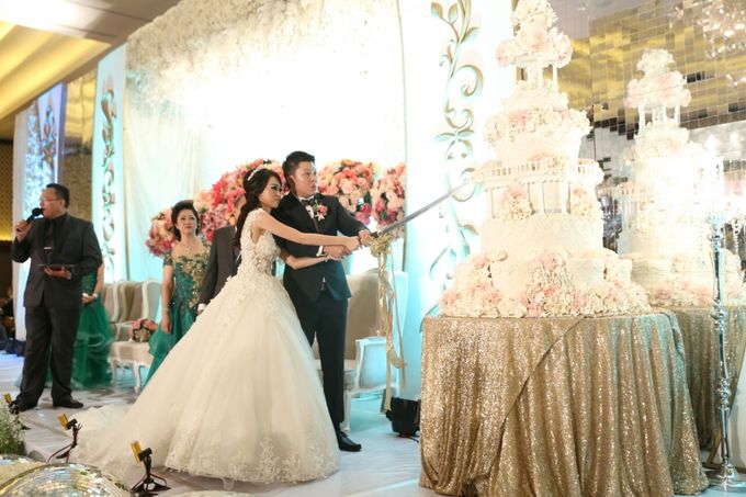 Fanny & Hendra Wedding by Grand Mercure Bandung Setiabudi - 007 Fanny & Hendra Wedding by Grand Mercure Bandung Setiabudi - 007