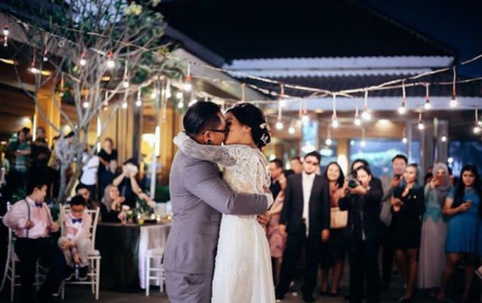 The Wedding of Eka Budi Irawan & Dian Permatasari by ellatommymakeup - 011 The Wedding of Eka Budi Irawan & Dian Permatasari by ellatommymakeup - 011