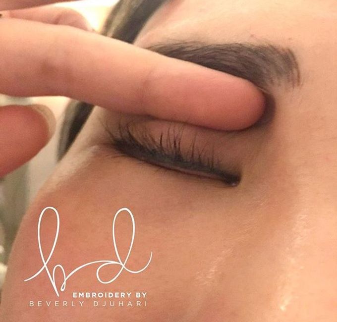 Eyeliner embroidery by Relax