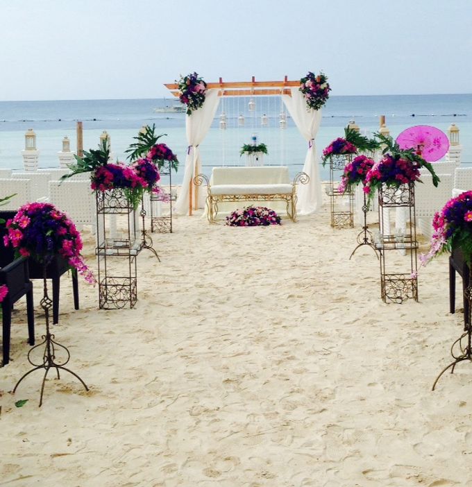 Beach Wedding by The Bellevue Resort - 001 Beach Wedding by The Bellevue Resort - 001
