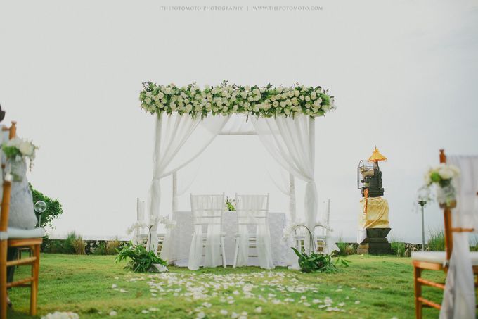 Ayu Hastari & Ryoichi Hutomo Wedding Day by Thepotomoto Photography - 046 Ayu Hastari & Ryoichi Hutomo Wedding Day by Thepotomoto Photography - 046