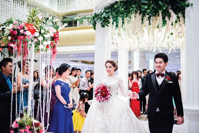 An Endless Bliss  - Hartarto & Crissella Wedding by Evlin Decoration - 036