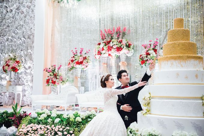 An Endless Bliss  - Hartarto & Crissella Wedding by Evlin Decoration - 037