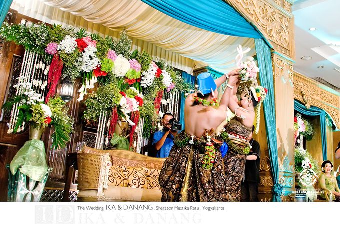 Pengantin Tradisional Ika & Danang at Sheraton Yogyakarta by Mustika Yogyakarta Resort & Spa - 008 Pengantin Tradisional Ika & Danang at Sheraton Yogyakarta by Mustika Yogyakarta Resort & Spa - 008