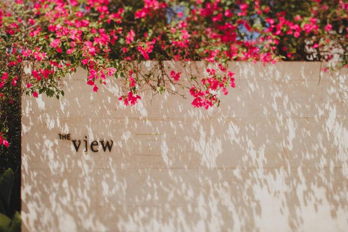 Cathedral Jakarta & The Edge Uluwatu | Duo City Wedding of Julia & Erick by ILUMINEN - 042