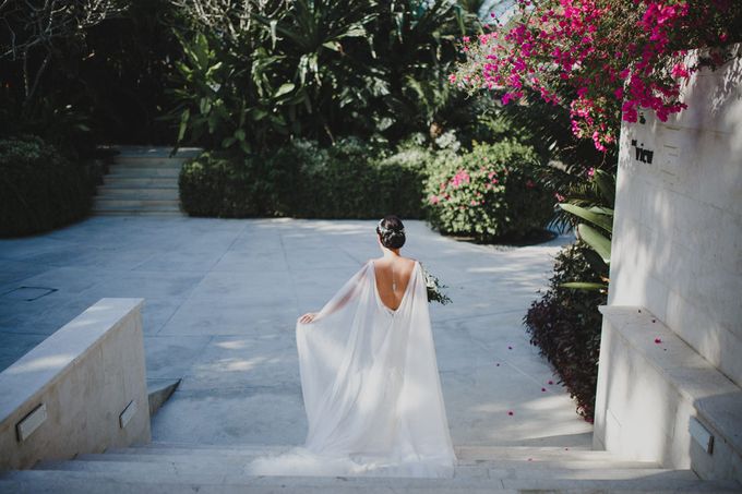Cathedral Jakarta & The Edge Uluwatu | Duo City Wedding of Julia & Erick by ILUMINEN - 049 Cathedral Jakarta & The Edge Uluwatu | Duo City Wedding of Julia & Erick by ILUMINEN - 049