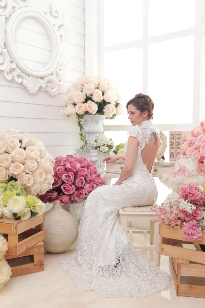 Photoshoot wedding gown by KYRIA WEDDING - 002 Photoshoot wedding gown by KYRIA WEDDING - 002