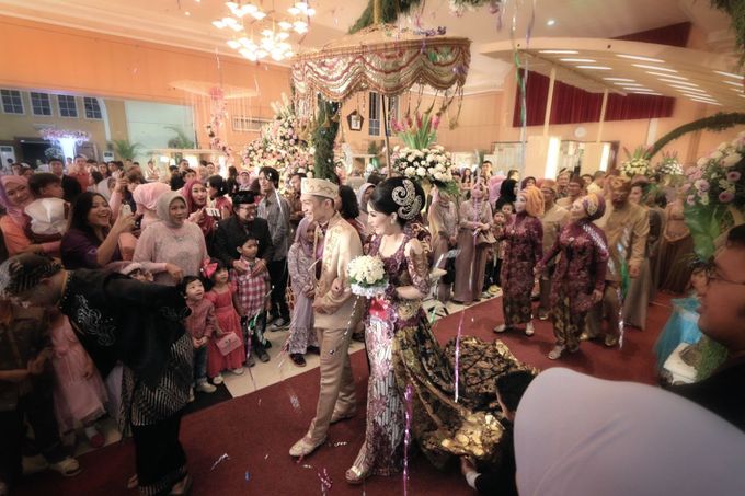 Wiska & Bayu Wedding by Ernade Wedding Gallery - 001 Wiska & Bayu Wedding by Ernade Wedding Gallery - 001