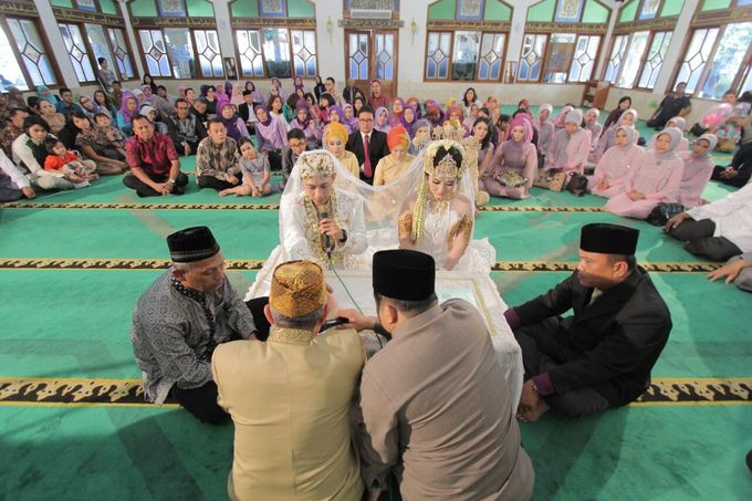 Wiska & Bayu Wedding by Ernade Wedding Gallery - 003 Wiska & Bayu Wedding by Ernade Wedding Gallery - 003