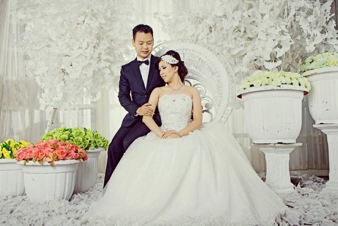 Prewedding makeup by Makeup by Ie - 002