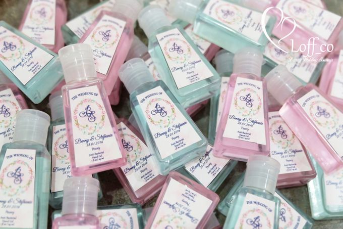Anti-Bacterial Hand Gel by Loff_co souvenir - 007 Anti-Bacterial Hand Gel by Loff_co souvenir - 007