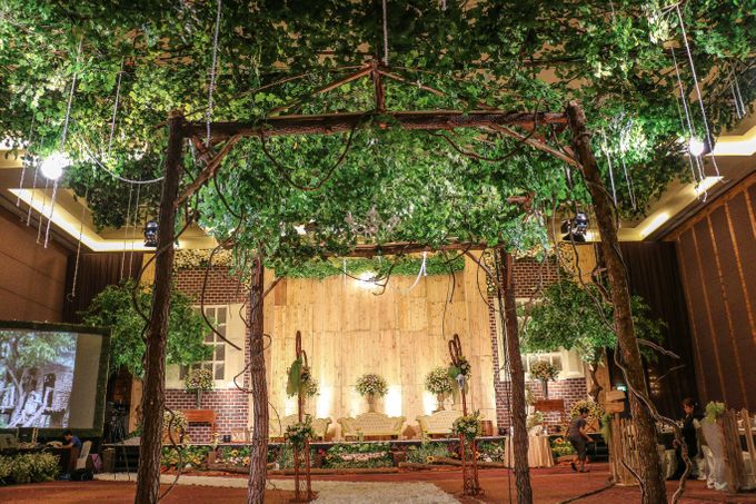Rustic Garden Wedding Pullman Central Park by Evlin Decoration - 003
