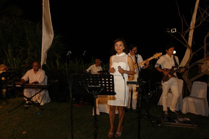 THE STAR BAND at TARA & MARSHEL Wedding by BALI LIVE ENTERTAINMENT - 006