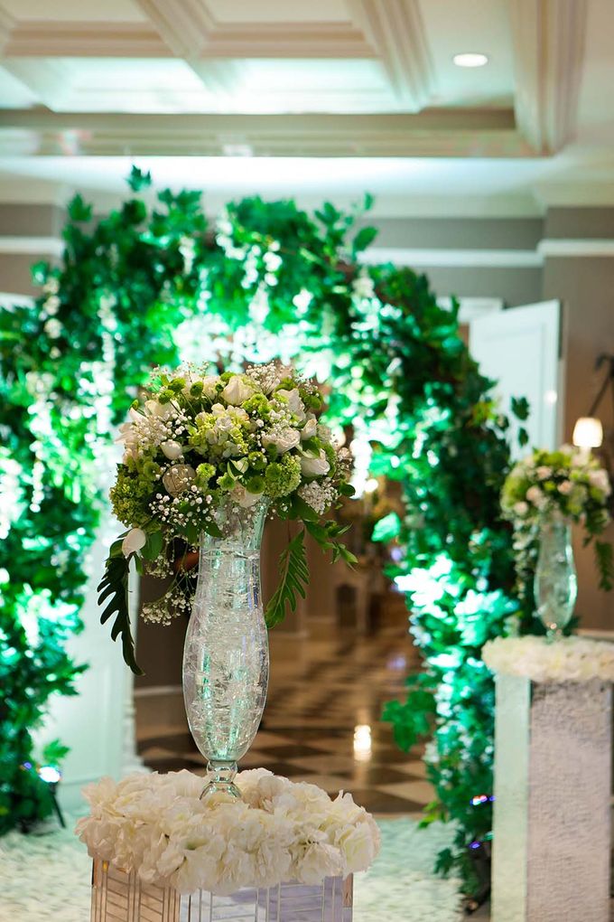 The Wedding of Randy & Maya by The Swan Decoration - 014