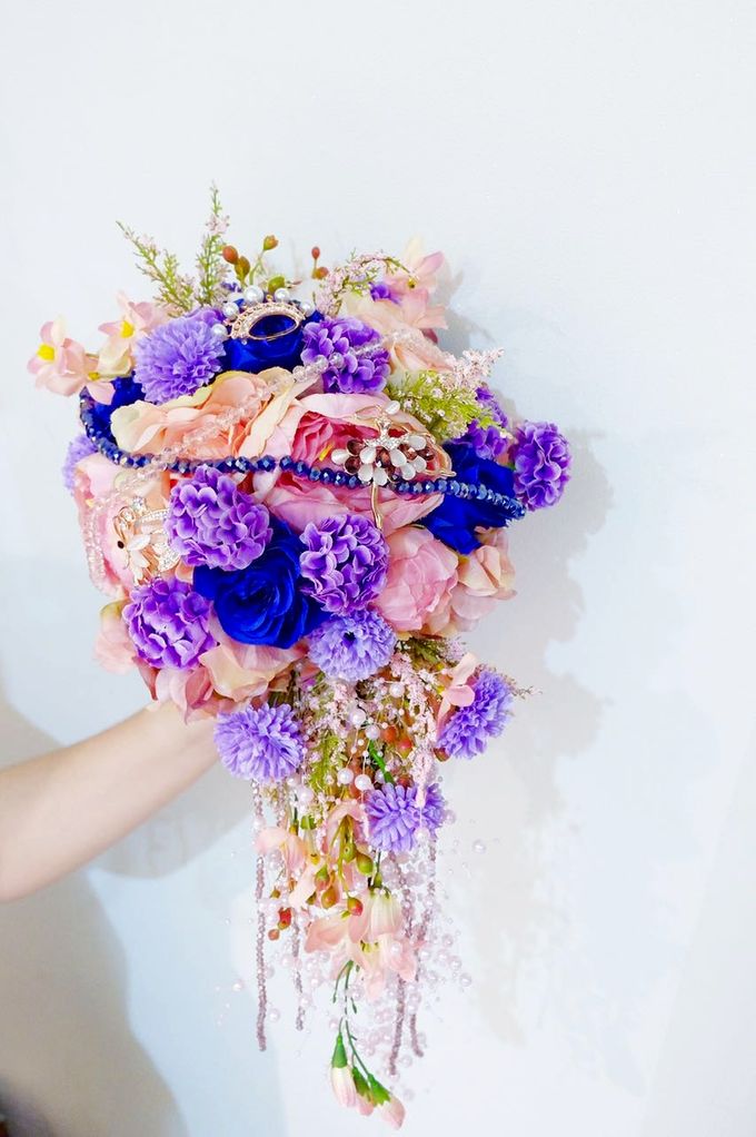 Alice in Wonderland Bouquet by Cup Of Love Design Studio - 005