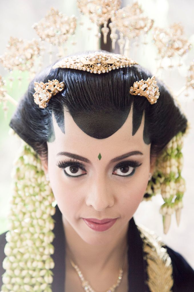 A Relaxed, Garden Wedding by Mamie Hardo - 005 A Relaxed, Garden Wedding by Mamie Hardo - 005