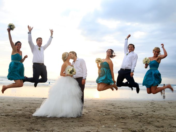 Wedding Arrangement for Jodie Maree Muller &  Brett Michael Hogg - 06 April 2014 by Legian Beach Hotel & Candi Beach Resort & Spa - 002