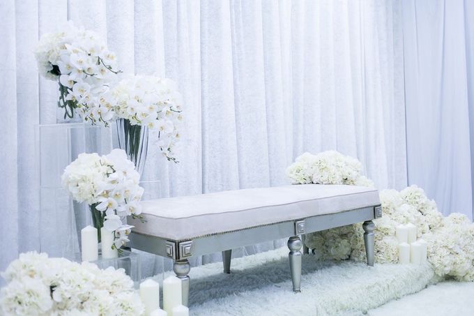 The Calla Dais by The Calla - 005 The Calla Dais by The Calla - 005