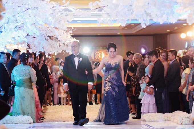 Wedding of Riady & Angel - Shangri-La - Jakarta by MARK & CO - 002