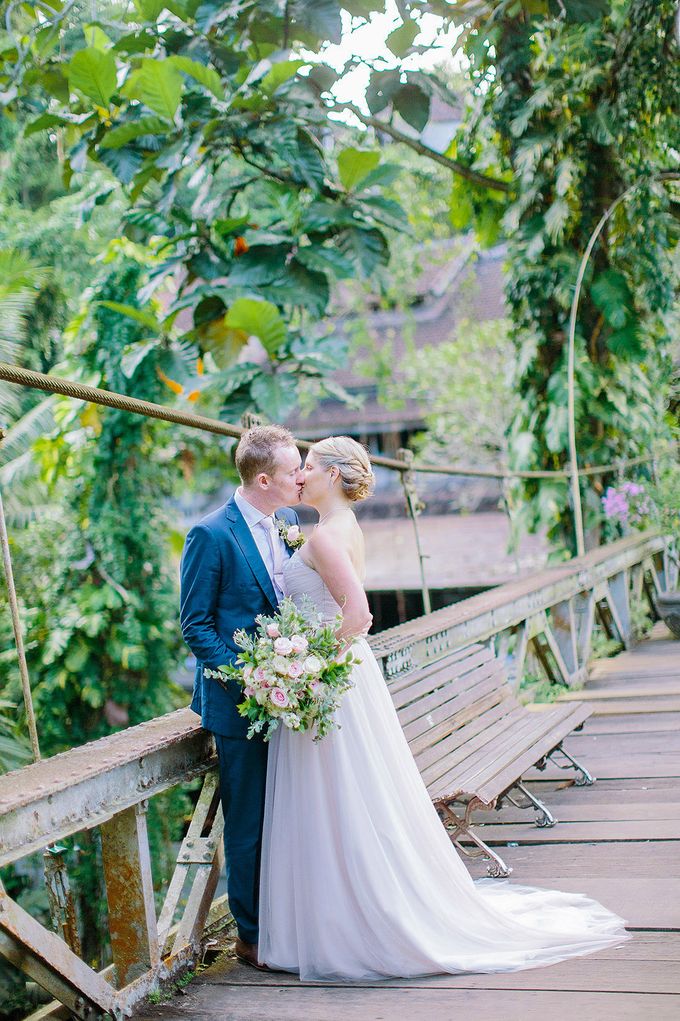 Corrie & Brad by AKIphotograph - 037 Corrie & Brad by AKIphotograph - 037