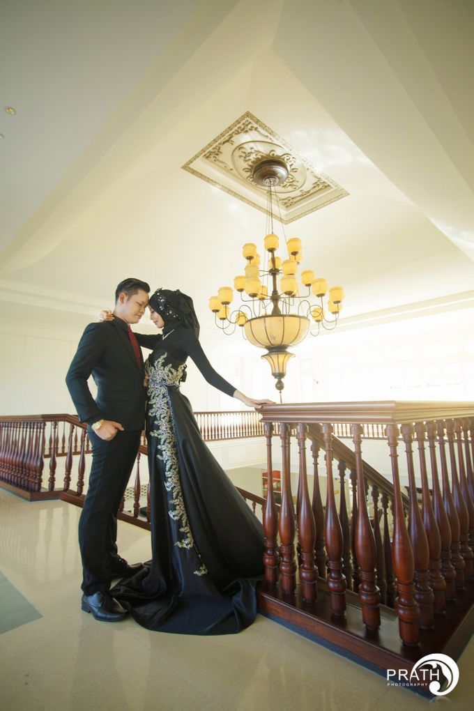 Beautiful Pre Wedding Photoshoot at Collonial Place by Rumah Luwih Beach Resort - 003