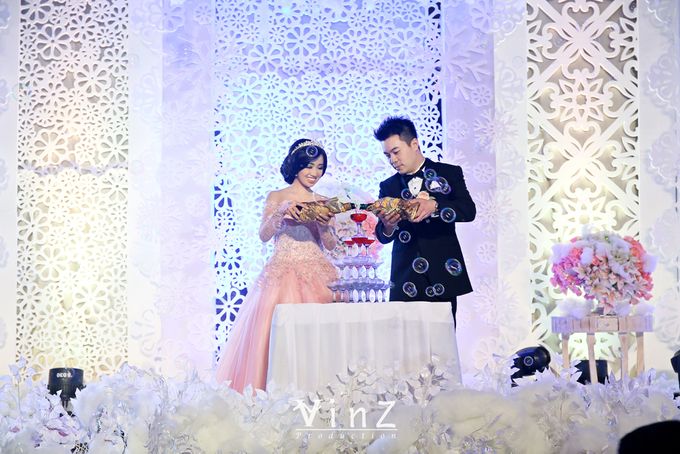 Engagement Sindra & Rendy by Yenny Lee Bridal Couture - 008