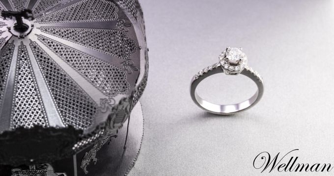 Classic Solitaire Engagement Ring by Wellman Jewelry - 003 Classic Solitaire Engagement Ring by Wellman Jewelry - 003