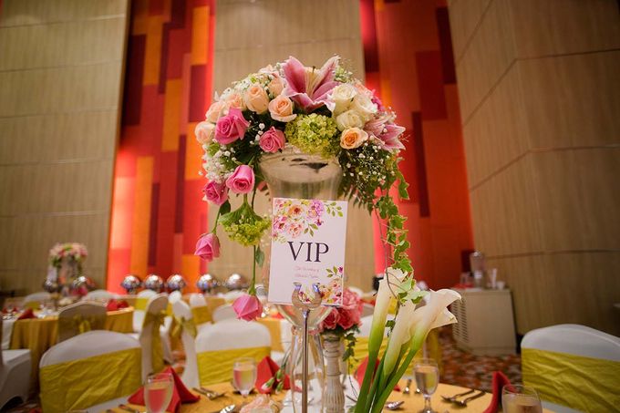 The Wedding of Albert & Sylvia Grand mercure Kemayoran by The Swan Decoration - 017 The Wedding of Albert & Sylvia Grand mercure Kemayoran by The Swan Decoration - 017