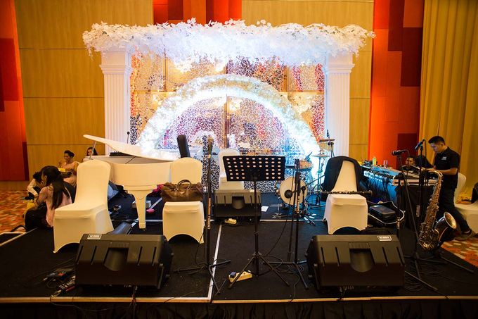 The Wedding of Albert & Sylvia Grand mercure Kemayoran by The Swan Decoration - 018